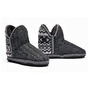 Muk Luks Women's Slippers: Medium/Ebony (7-8)